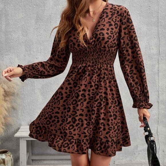 🔥LAST ONE🔥Leopard Print Ruffle Dress 🐾 - Picture 2 of 5